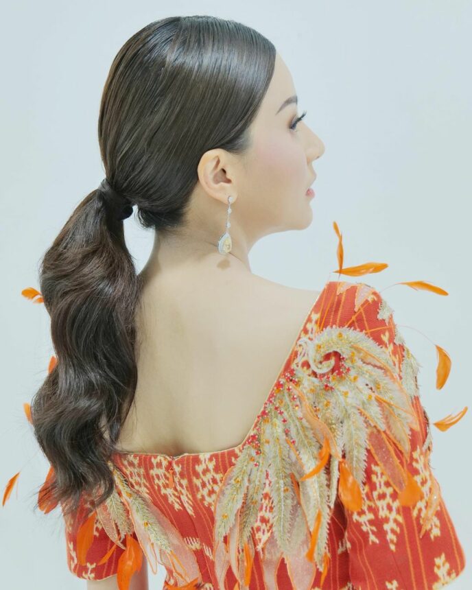 Pamer Kaki Jenjang, Sarwendah Bikin Mata Pria Gagal Fokus 8 Lampiran Gambar