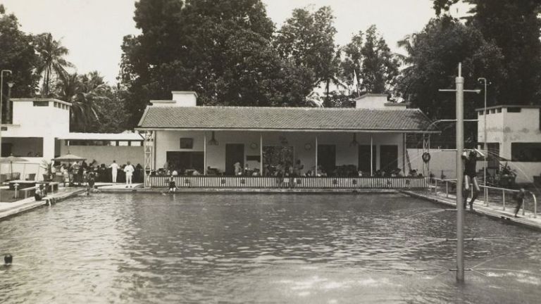 Cerita Rasisme di Kolam Renang Padang, Anjing dan Pribumi Dilarang Masuk! 2 Lampiran Gambar