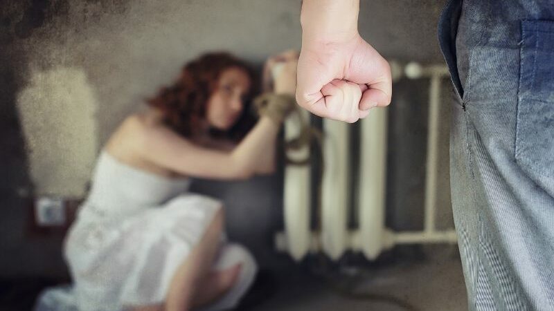 Pasal 452 KUHP (Kitab Undang-undang Hukum Pidana)