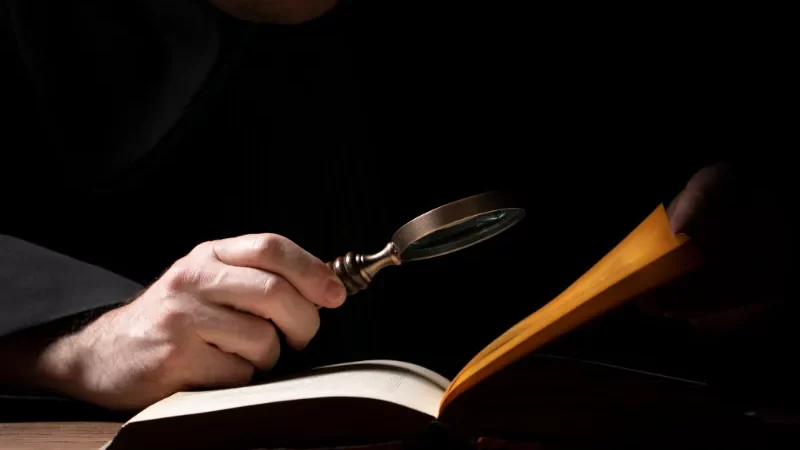 Cekricek.id - Pasal 130 KUHP (Kitab Undang-undang Hukum Pidana)