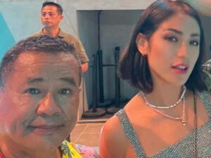 Jessica Iskandar belum lama ini terlihat tengah berda di klub malam milik Hotman Paris, sejumlah pengunjung lantas meminta foto dengannya.