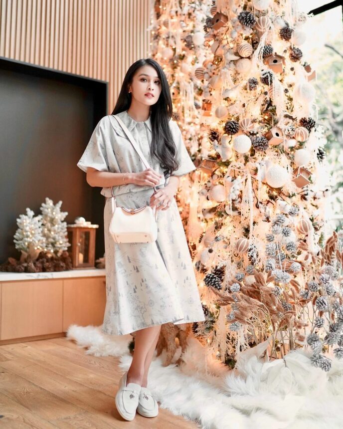 Lama Tak Muncul di TV, Sandra Dewi Makin Cantik Bak Anak Remaja 6 Lampiran Gambar