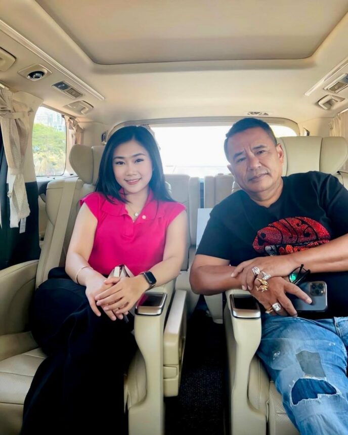 Bukan Aspri, Kini Hotman Paris Dikawal Bodyguard Cantik Nan Seksi 2 Lampiran Gambar