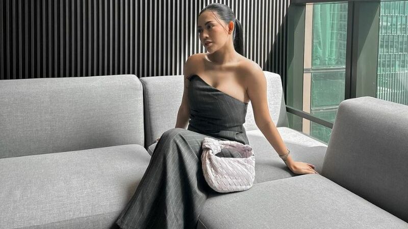 Cekricek.id - Rachel Vennya menjelaskan bahwa dirinya merasa sangat keberatan untuk meminjamkan uang kepada orang lain, ini alasannya