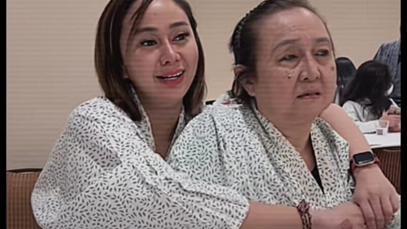 Ibunda Denise Chariesta ungkap akan melabrak orang-orang yang mengatakan anaknya Denise Chariesta seorang pelakor, Jumat (27/01/2023).