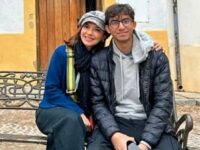 Cekricek.id – Najwa Shihab memang jarang mengekspos wajah anak-anaknya ke media sosial. Sehingga, tak banyak yang tahu bagaimana sosok putra putrinya itu. Namun, belum lama ini, presenter yang ramai dikenal lewat acara “Mata Najwa” itu membagikan foto saat bersama anak sulugnya.