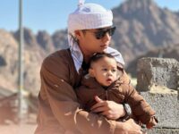 Cekricek.id – Sama seperti orang tua pada umumnya, Rizky Billar tentu tak terima jika anak semata wayangnya diejek dan dihina fisiknya oleh netizen. Dia bahkan memberikan perbandingan perlakuan warganet lokal dengan sejumlah orang yang ditemuinya ketika melakukan umrah belum lama ini.