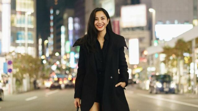 Cekricek.id – Aktris cantik Kirana Larasati belum lama ini menuai tampil dengan setelan bikini two piece yang dibagikan lewat akun Instagram pribadinya. Namun, bukan hanya pujian yang dia dapatkan, netizen juga mengkritik bentuk tubuhnya hingga tak segan melontarkan kata-kata nyeleneh di kolom komentar.