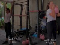 Cekricek.id – Penyanyi Raisa terlihat begitu cantik meski sedang tak memakai make up dan mengenakan gaun gemerlap, seperti pada setiap penampilan panggungnya. Berkat itu juga, dia dipuji oleh banyak orang termasuk penggemarnya dari media online.