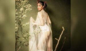 Cekricek.id – Usai menghabiskan waktu liburan, Anya Geraldine akhirnya mulai membagikan aktifitasnya seperti biasa di akun media sosialnya. Seperti yang terbaru saat dia membagikan potret hasil photoshoot yang dia lakukan dengan busana yang transparan serta menuai banyak reaksi warganet.