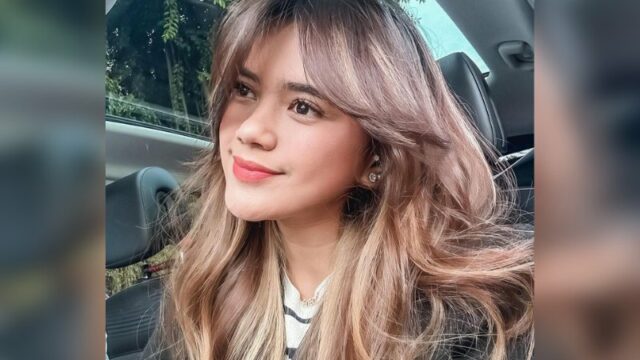 Cekricek.id – Audi Marissa berhasil menarik banyak perhatian berkat penamilannya yang menawan dengan rambut panjang yang coklat yang halus dan sehat. Foto selfie yang dia bagikan di media sosialnya pun menuai banyak respon positif.