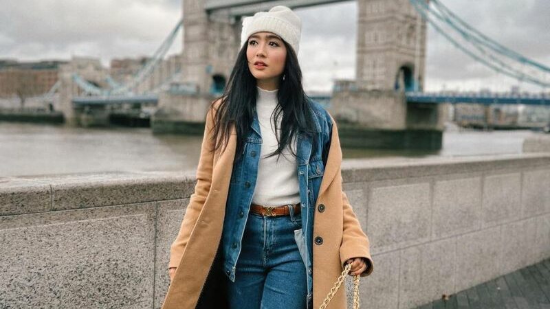 Cekricek.id - Sejumlah potret dari Febby Rastanty dipuji berkaitan dengan ootd-nya yang begitu mantul. Intip sejumlah pose cantiknya