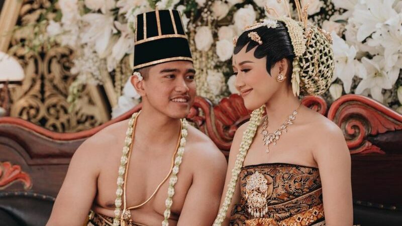 Cekricek.id - Niat liburan romantis Kaesang Pangarep justru malah menjadi seorang tukang foto dadakan saat bulan madu dengan istrinya