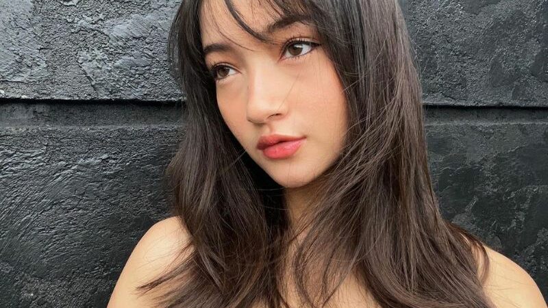 Cekricek.id - Dari penampilan fisik Megan Domani selalu dipuji oleh warganet. Karena dianggap mirip seperti halnya sosok boneka, intip potretnya