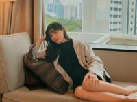 Cekricek.id - Berbagai pujian terkait wajah cantik Jessica Mila dinilai tidak pernah berubah oleh netizen. Bahkan saat dirinya sedang melamun