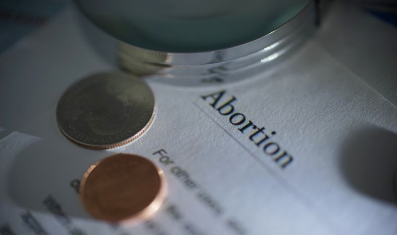 Apa yang Terjadi Pada Tubuh Anda Selama Mengkonsumsi Obat Aborsi? 2 Lampiran Gambar