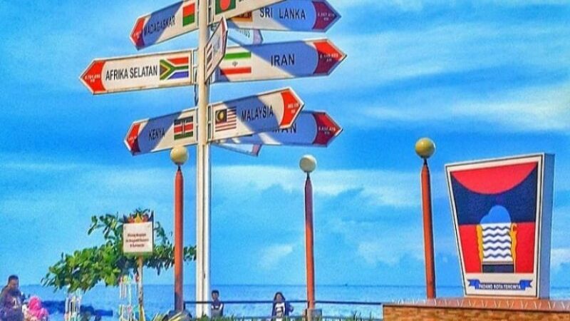 Cekricek.id - Daerah Minangkabau tepatnya, ibukota provinsi Sumatera Barat memiliki tempat wisata menarik. Intip wisata di Padang yang populer