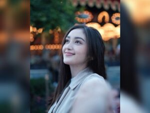 Cekricek.id - Artis cantik Ranty Maria sampai dilamar netizen karena memiliki wajah yang tampak begitu cantik, begini kata warganet padanya