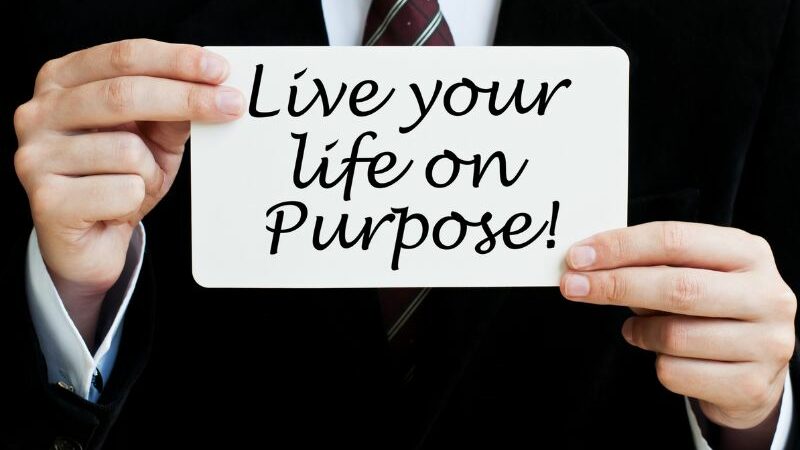 Cekricek.id - Agama Islam telah memberikan aturan berkaitan dengan hal yang pantas dijadikan sebagai harapan hidup, begini kata Agus MustafaaHarapan dan Tujuan Hidup [ICanva]