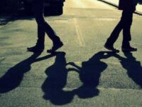 Jika memang sudah terlanjur adanya perselingkuhan di dalam sebuah rumah tangga, maka hanya ada dua pilihan menurut ustaz Adi Hidayat.