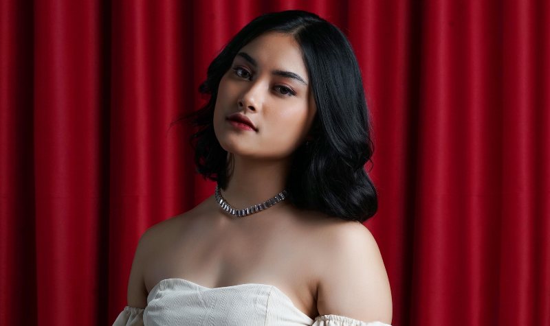 Mengenal Penyanyi Cantik Tival yang Baru Rilis Lagu "Jangan Bersembunyi"