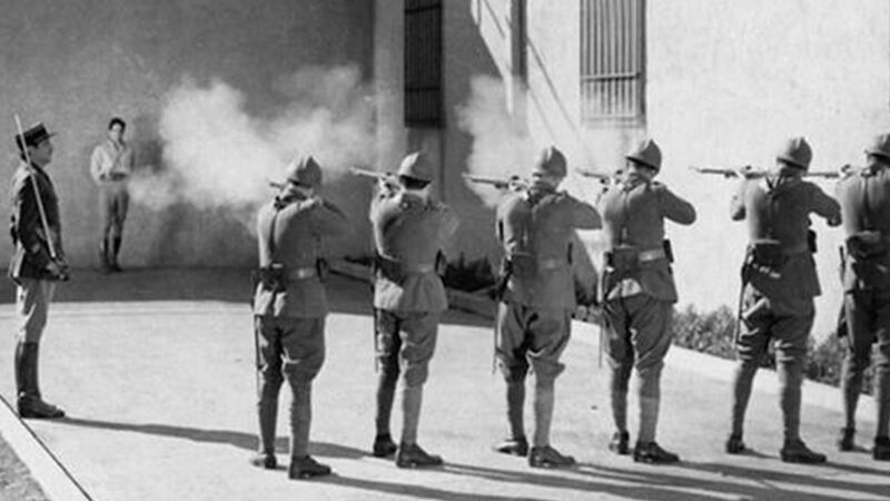 Bagaimana hukum orang yang bekerja sebagai eksekusi mati, orang yang mengeksekusi dan menembak terhadap orang yang dihukum mati.