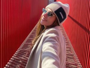 Cekricek.id, Berita Seleb dan Berita Artis - Wulan Guritno Sendirian Jalan-jalan ke Korea, Netizen Kepo Kekasihnya