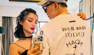 Cekricek.id – Wika Salim kembali pamer kebersamaannya dengan pacar tampannya. Sebelumnya, dia juga sempat beberapa kali membagikan momen romantin mereka lewat unggahan di media sosial. Namun, kali ini, latar foto yang diperlihatkan membuat netizen jadi berprasangka lain.