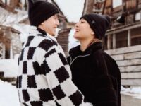 Cekricek.id – Lika-liku perjalanan cinta Awkarin tampaknya sukses membuat netizen akhirnya turut berdoa yang terbaik untuknya. Keinginan baik tersebut juga berlaku saat selebgram tatoan itu memamerkan potret dirinya dengan pacar baru yang terlihat begitu romantis.