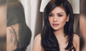 Cekricek.id – Nikita Mirzani diledek netizen berkat tulisan yang dia sisipkan dalam unggahan terbaru di sosial media. Meski berniat bercanda, dia menulis bahwa dirinya ingin membagi-bagikan uang kepada warganet. Namun, guyonan itu malah mendapat balasan yang menohok.