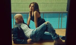 Cekricek.id – Melaney Ricardo membuat banyak orang bersimpati padanya setelah melihat unggahan terbaru yang dia bagikan di media sosial. Dalam sebuah foto yang memperlihatkan dirinya sedang berpose mesra dengan sang suami, ada kata-kata haru yang dia selipkan sebagai keterangannya.