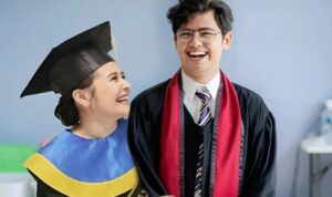 Cekricek.id, Berita Seleb dan Berita Artis – Kedekatan Prilly Latuconsina dan Aliando Syarief di masa lalu tampaknya belum bisa membuat para penggemarnya move on sampai saat ini. Sudah lama tak terlihat bersama, salah seorang netizen nekat mengedit foto mereka berdua dan menyatukannya hingga terlihat seperti pasangan sungguhan.