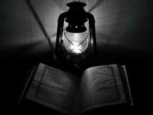 Cekricek.id - Allah menjamin bahwasanya mukjizat yang diberikan kepada Nabi Muhammad sampai sekarang masih ada, beda dengan nabi lain