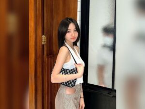 Cekricek.id - Alasan dari seorang selebgram Chateez malas untuk sekolah rupanya sangat kocak. Yaitu karena merasa kurang tidur hingga