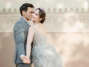 Cekricek.id - Netizen merasa sangat wajar jika mereka terpincut pesona dari seorang Chelsea Islan. Karena wajah cantiknya mirip putri disney