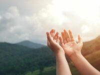 Cekricek.id, Portal Islam - Jika Percaya Pada Suatu Fenomena, Apakah Termasuk Syirik?