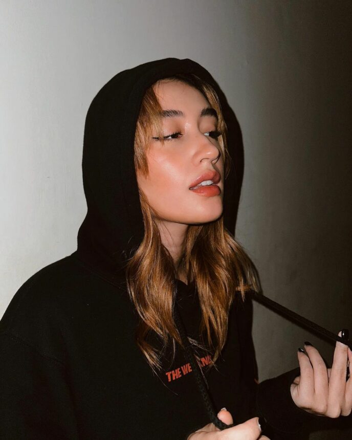 Makin Berani Pamer Foto Cuma Pakai Bra, Natasha Ryder Dipuji Bagai Bidadari Turun 5 Makin Berani Pamer Bra, Natasha Ryder Dipuji Bagai Bidadari Turun ke Bumi