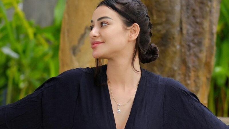 Cekricek.id - Banyak warganet memberikan pujian untuk Nora Alexandra karena sangat bijak. Terutama saat berbincang mengenai punya anak