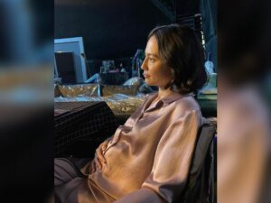 Cekricek.id - Netizen terkhususnya kaum pria ngantri untuk mengakui diri sebagai calon bapak dari anak Pevita Pearce, perut buncitnya jadi sorotan