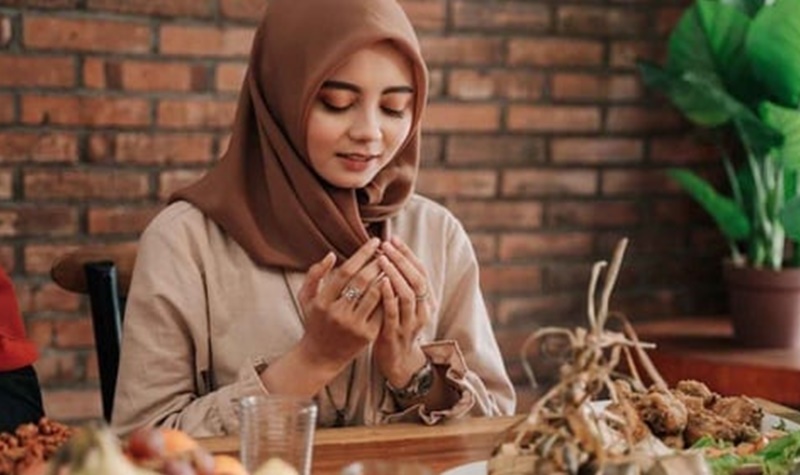 Wanita Bisa Masuk Surga dengan Melakukan 4 Hal Ini Saja Menurut Ustazah Oki Setiana Dewi 6 Lampiran Gambar