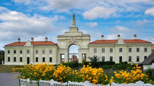 Cekricek.id, Objek Wisata - Wilayah Sumatera juga kaya akan sejumlah objek wisata pilihan. Malah mirip seperti vibe luar negeri