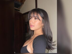 Cekricek.id, Berita Artis dan Berita Seleb - Artis cantik Jennifer Coppen membalas nyinyiran netizen berkaitan dugaan ia hamil diluar nikah.