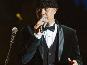 Cekricek.id, Berita Seleb dan Berita Artis – Ahmad Dhani memberikan tanggapannnya atas perjodohan online yang dilakukan netizen kepada El Rumi dan Fuji. Anak laki-lakinya yang berparas tampan itu sampai kini masih ramai dibicarakan karena dianggap sangat cocok jika bersanding dengan mantan kekasih Thariq Halilintar tersebut.