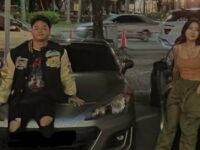 Cekricek.id, Berita Seleb dan Berita Artis – Reza Arap baru-baru ini dikabarkan sedang menjalin kedetakatan dengan Rachel Florencia. Dia adalah seorang selebgram berparas cantik dengan wajah Cindo yang khas. Keduanya digosipkan lagi dekat setelah melihat unggahan di media sosial mantan suami Wendy Walters beberapa waktu lalu.