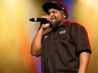 Cekricek.id, Berita Seleb dan Berita Artis – Banyak orang yang belum tahu bahwa ada 6 seleb internasional yang telah memutuskan untuk menjadi mualaf. Ada berbagai alasan orang-orang memilih untuk memeluk agama Islam, seperti pernikahan hingga ketertarikan dalam mempelajari agama tersebut.