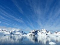 Cekricek.id, Objek Wisata - Sebenarnya ada sejumlah fakta tersembunyi berkaitan tempat yang ada di muka bumi, termasuk benua Antartika.