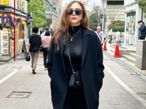 Cekricek.id, Berita Artis dan Berita Seleb - Penyanyi cantik Aura Kasih sempat mengunggah berbagai fotonya saat berada di Jepang buat mimisan