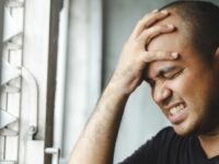 Cekricek.id, Kesehatan - Ternyata cara mengatasi sakit kepala, ada sejumlah hal yang dapat dilakukan. Terutama memanfaatkan terapi rumahan.