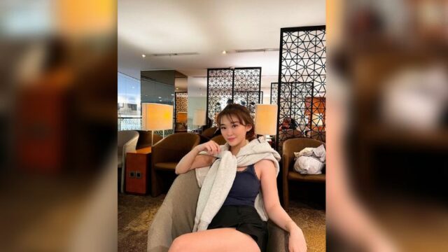 Cekricek.id, Berita Artis dan Berita Seleb - Biasanya sengaja melihat godaan puasa dianggap makruh. Tapi menatap Livy Renata gak demikian