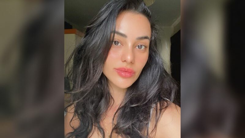 Cekricek.id, Berita Artis dan Berita Seleb - Aksi Nora Alexandra saat mendatangi sebuah museum dinilai terlalu sopan, logatnya mirip Bunda Corla